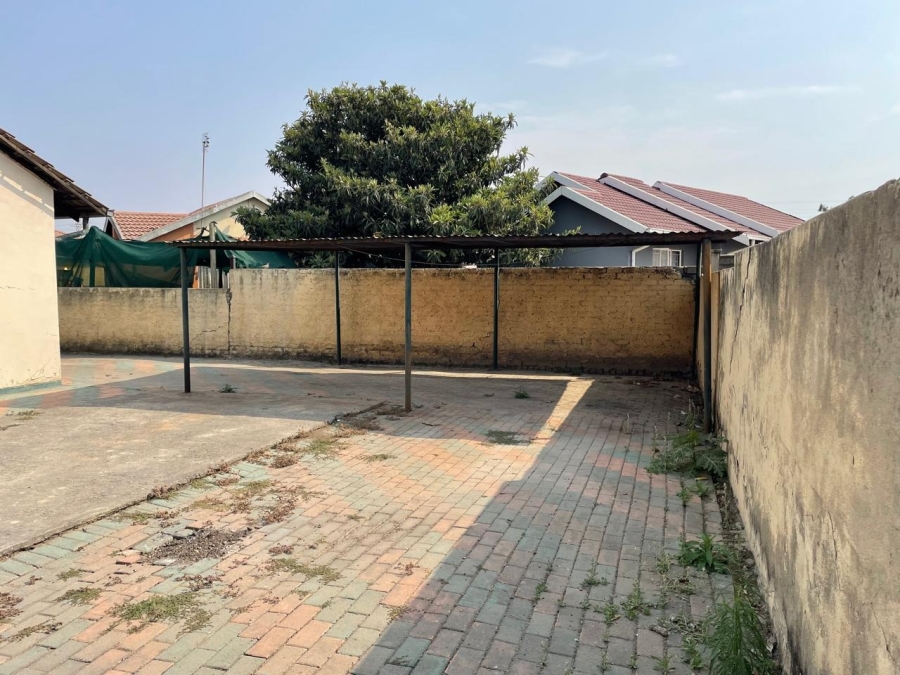 2 Bedroom Property for Sale in Boitekong North West